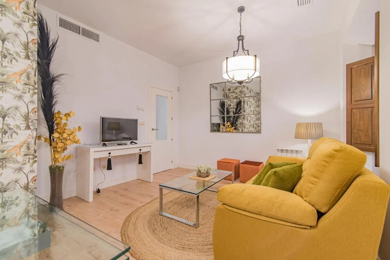 Apartamento Qh Plaza De La Trinidad Granada