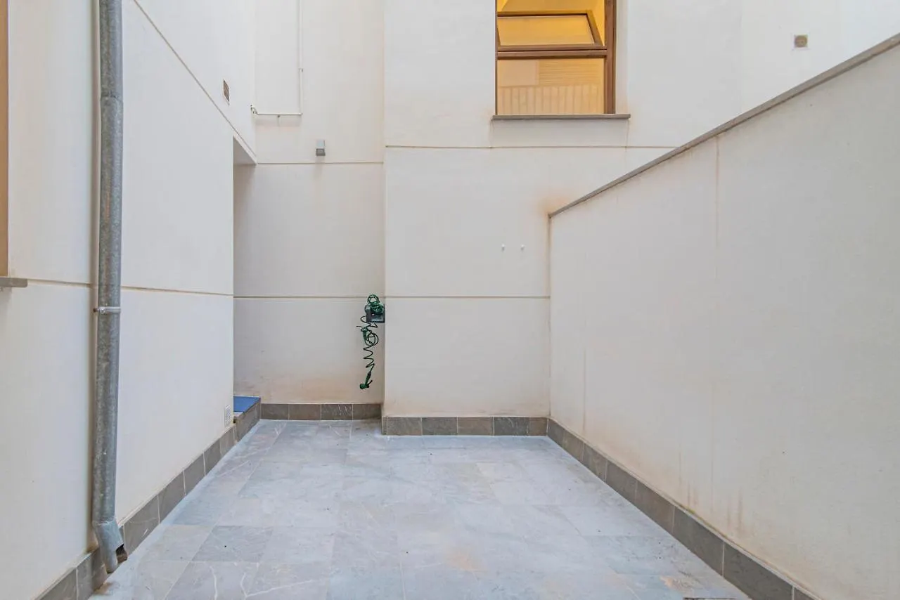 Apartamento Qh Plaza De La Trinidad Granada