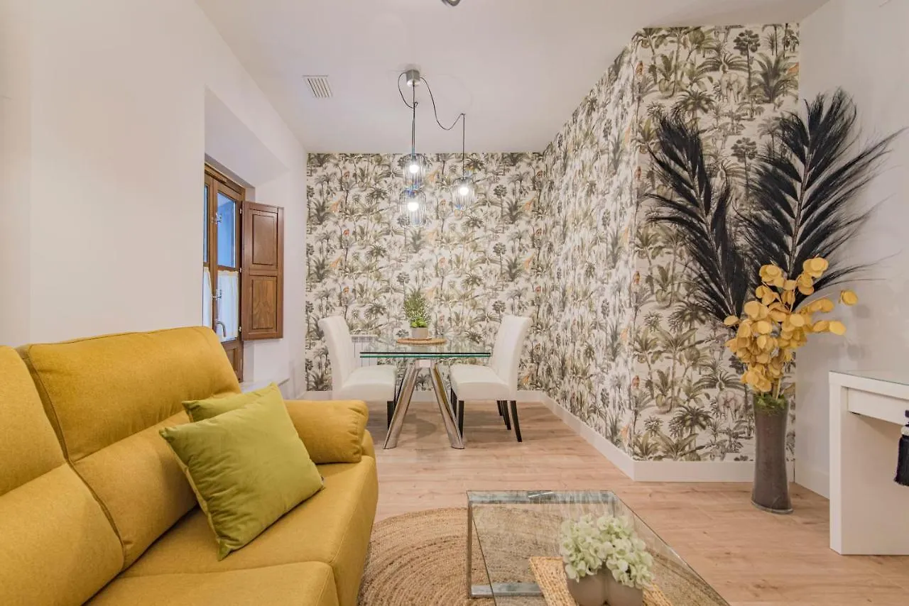 Apartamento Qh Plaza De La Trinidad Granada