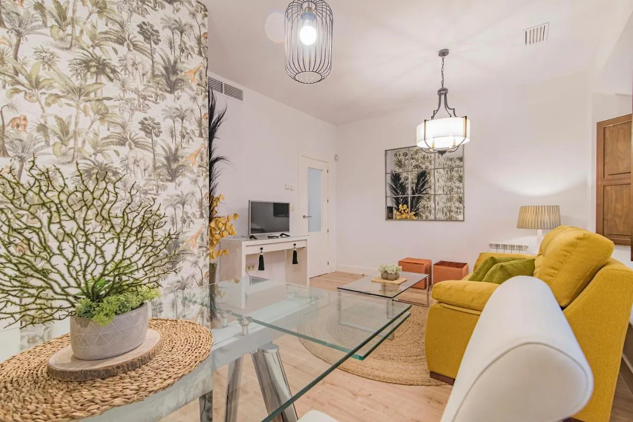Apartamento Qh Plaza De La Trinidad Granada