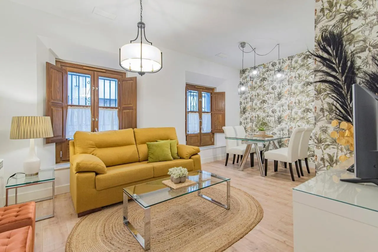Qh Plaza De La Trinidad Apartment Granada